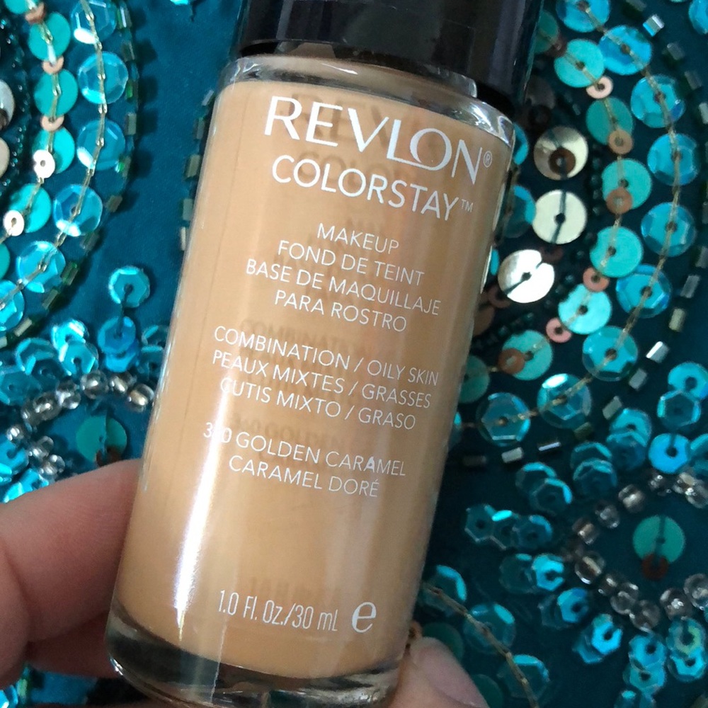 1 Revlon colorstay 360 Golden caramel